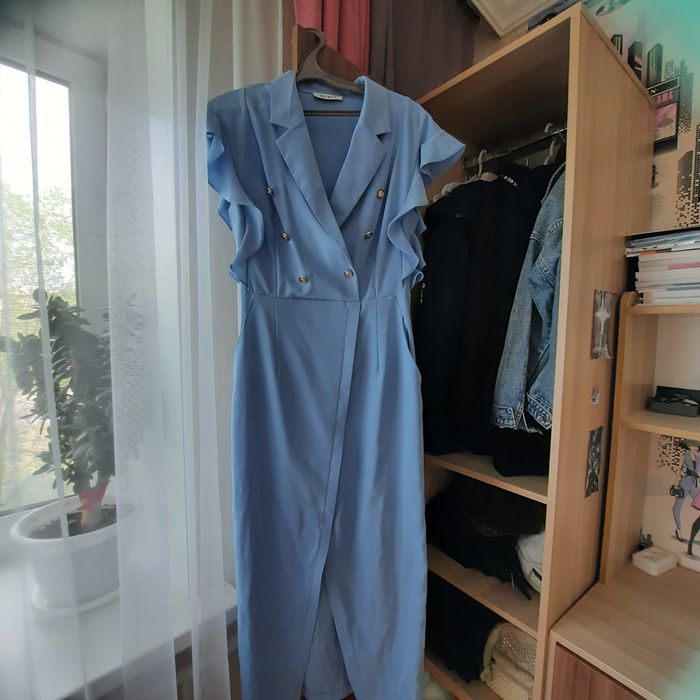 Платье нарядное, длинное