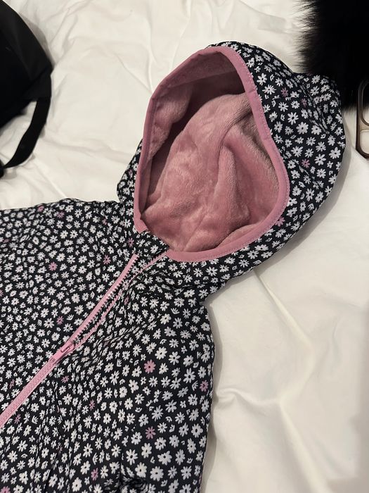 Бебешко якенце - 9-12 м.