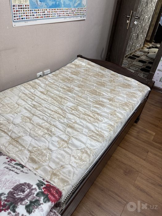 2 односпальные детские кровати.