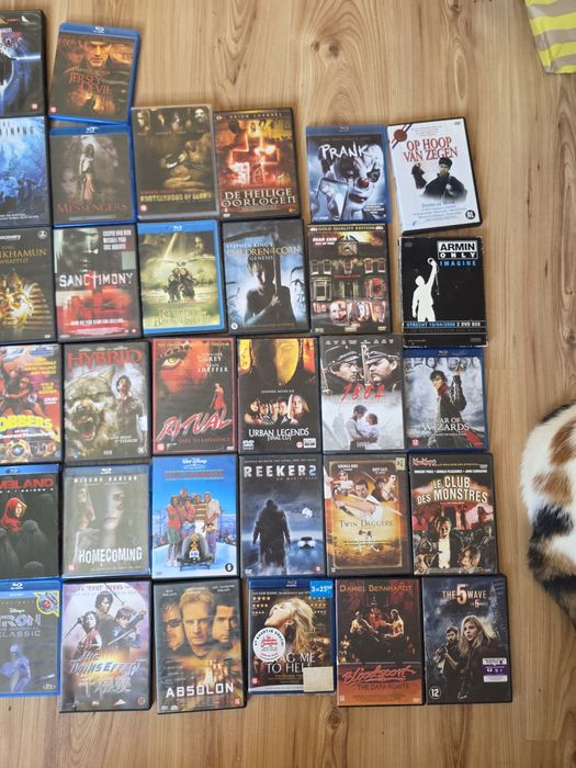 Мега много Blue ray дискове