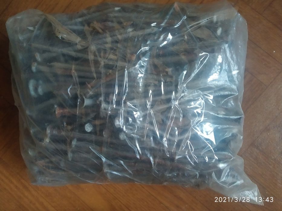 Шурупы, саморезы, гвозди