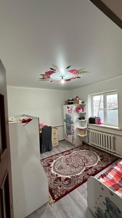 Продам уютный дом в пригороде