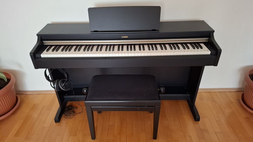Pian Digital YAMAHA ARIUS YDP-162 dotat cu scaun reglabil   Predare Personala, Timișoara
