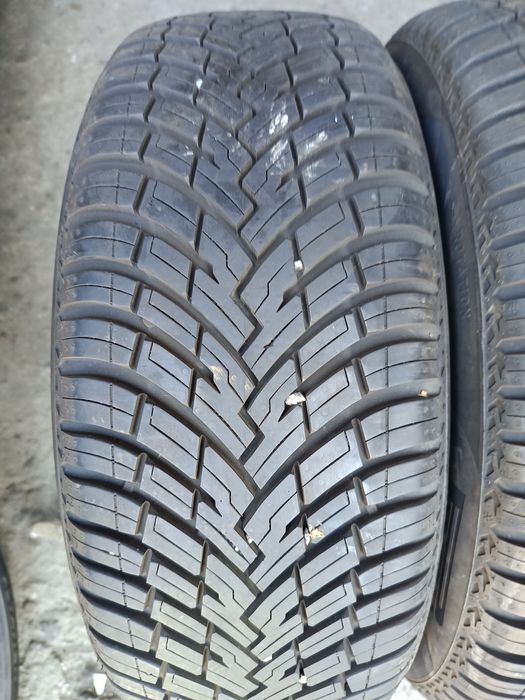 Всесезонни гуми -2024г.-15цола-195/55-1бр.-100лв."PIRELLI"-като нови