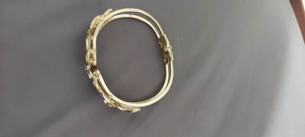 Гривна, имитация на злато