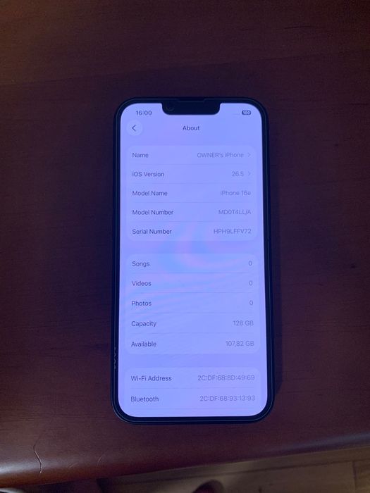 Apple iPhone 16e