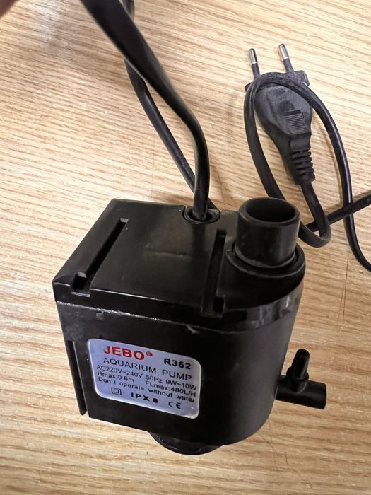 Помпа для аквариума JEBO R362 480 л в час