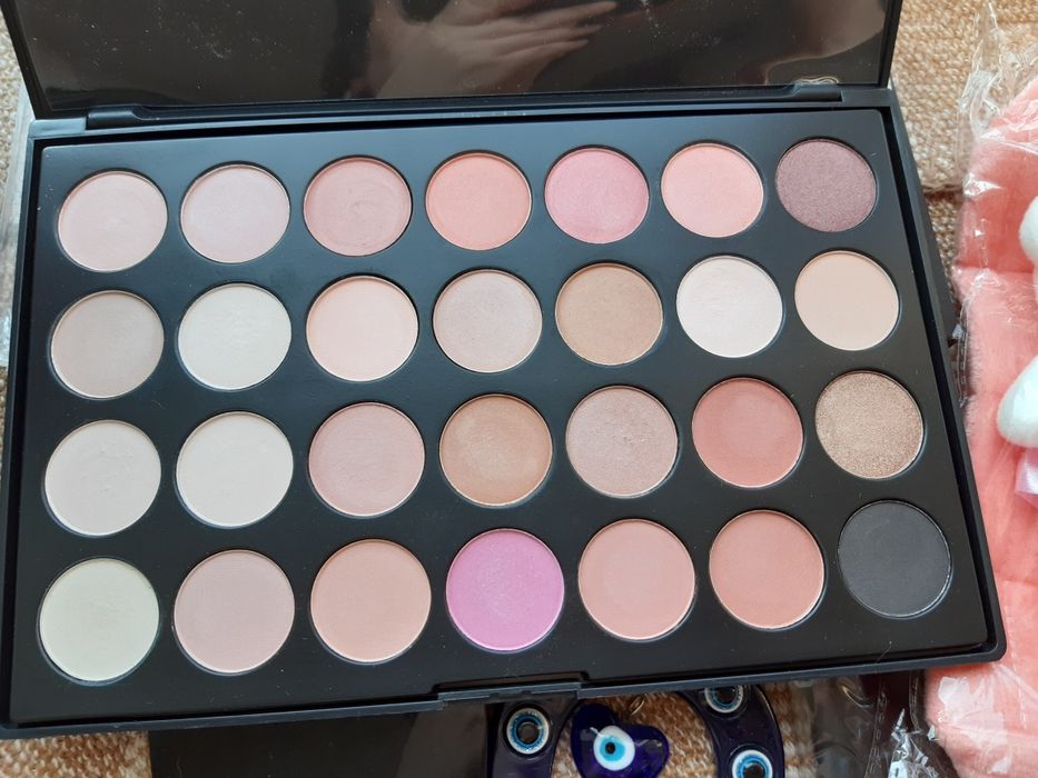 продам набор косметики