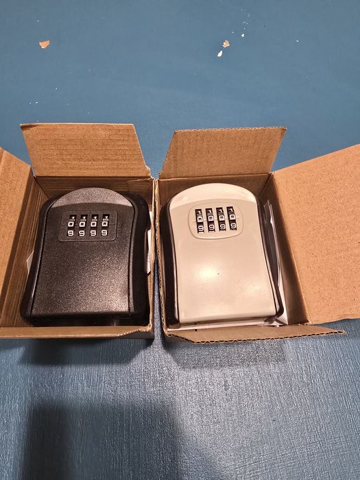 Cutie cu cifru pentru depozitare chei,