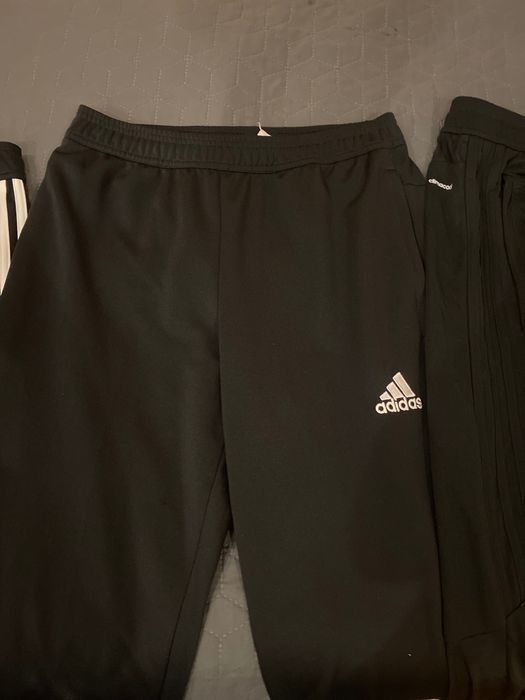 4 долнища по 20€ на долнище !!