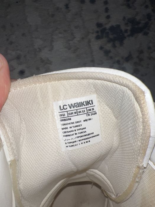 Белые ботинки LC Waikiki