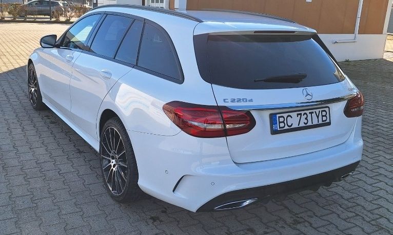 Mercedes c220 4matic Premium!