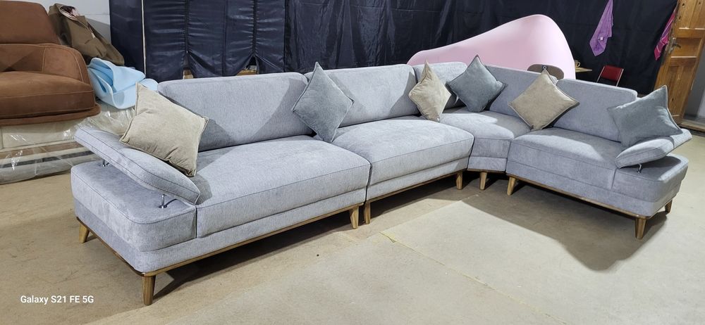 Мягкая мебель ZERO  уголок  размер 2.60 ×3.50