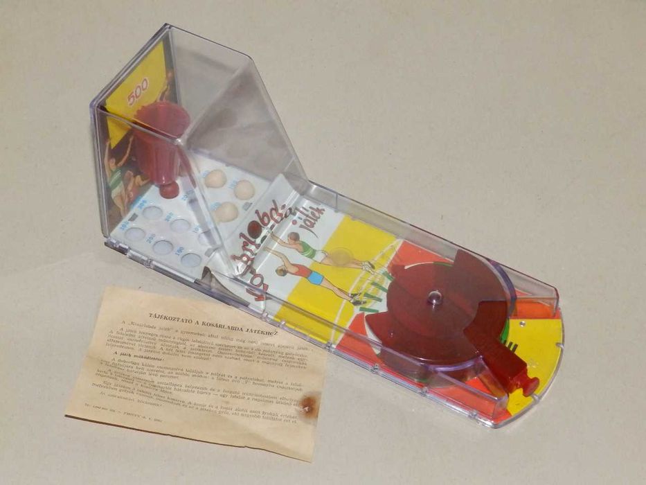 Играчки и игри на различни цени