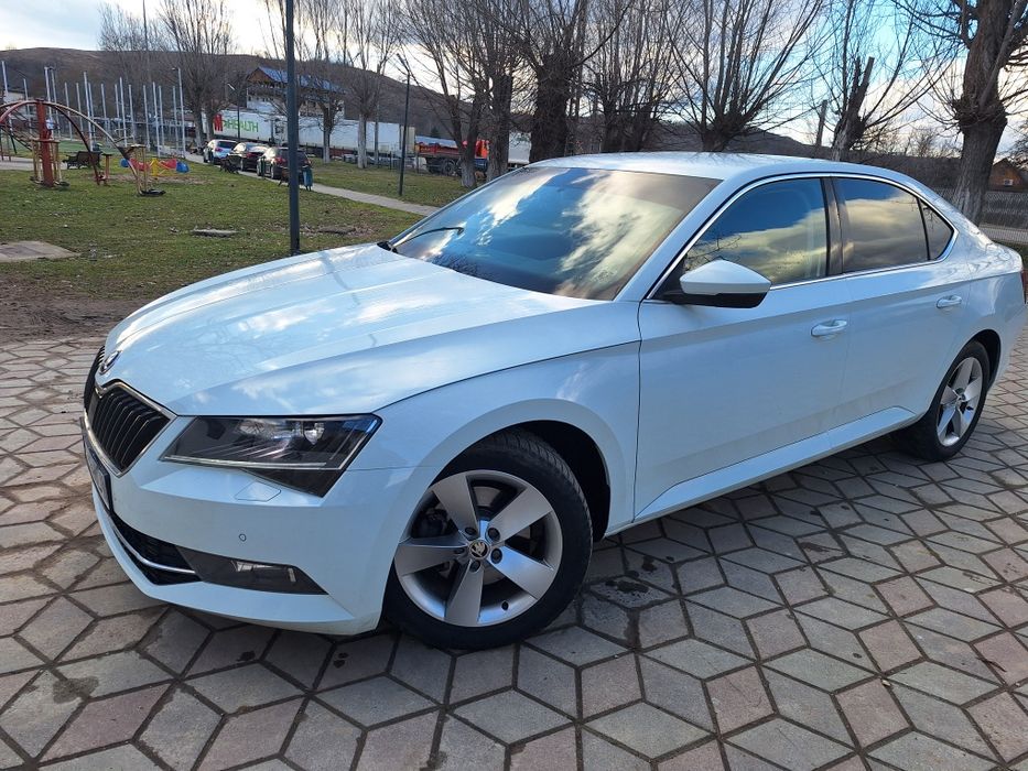 SKODA Superb 2018 — imagine 2