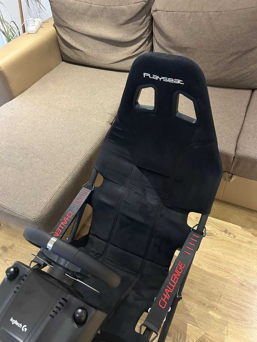 Cockpit Playseat Challenge + Volan si Pedale Logitech G920(Xbox/PC)