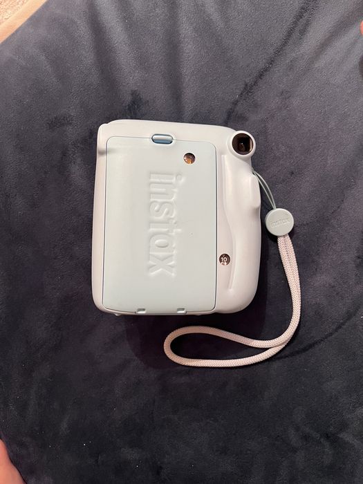 Instax mini 11 продаетсяя