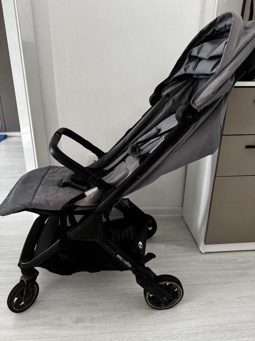 Коляска прогулочная easywalker