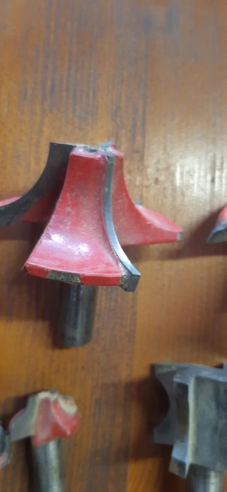 професионални фрезери за дърво 21бр различни шарки 14мм