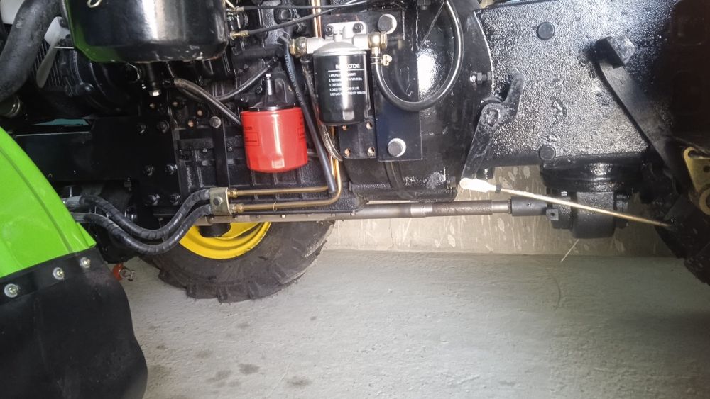 Mini traktor sotiladi