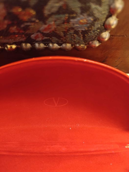 Продам футляр для часов и очков,недррого