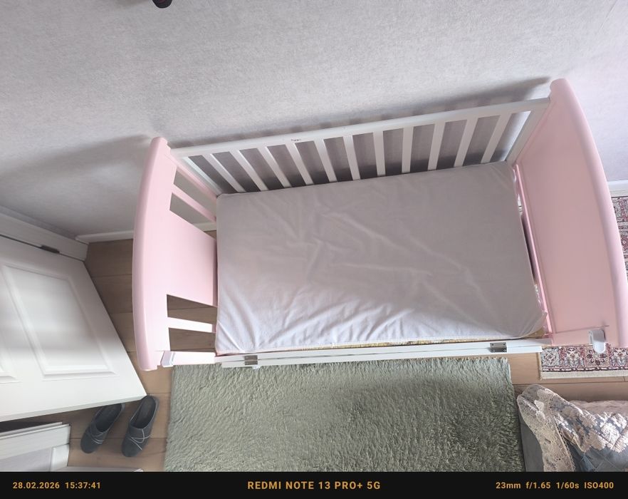 Продаётся детская кроватка