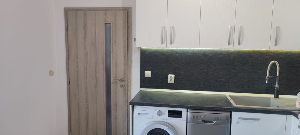 Дава се под наем Двустаен апартамент в Варна, Младост 2 - 50 кв.м за 510 € - Снимка #3