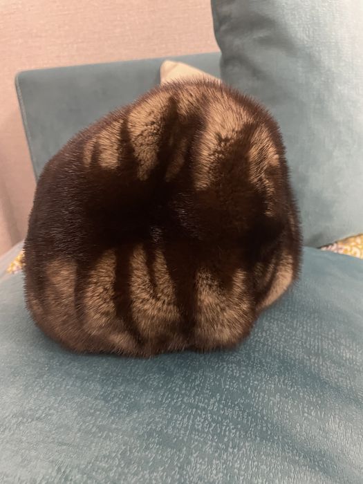 Продам норковые шапки