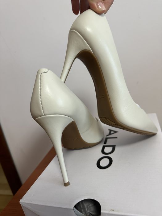 Pantofi de piele Aldo, marimea 37,5