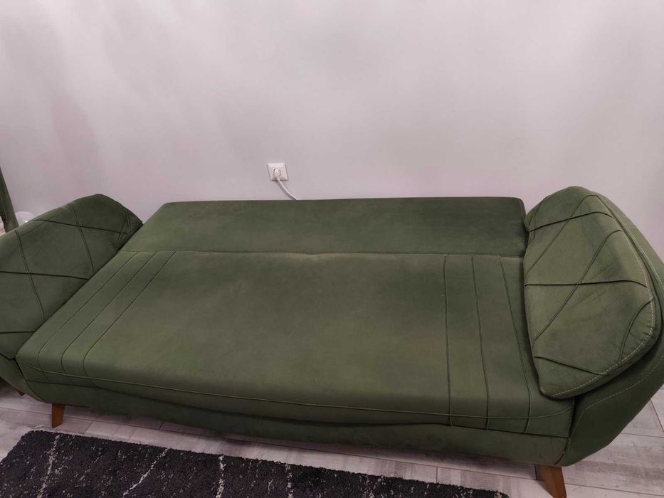 Разтегателен диван с кресло