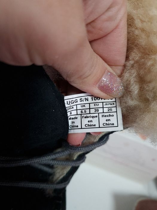 Дамски черни боти UGG 38 номер
