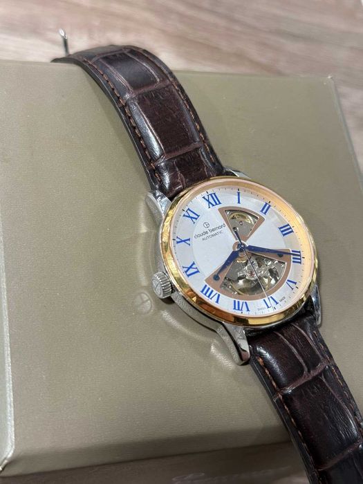 Продавам Мъжки Часовник Cloude Bernard