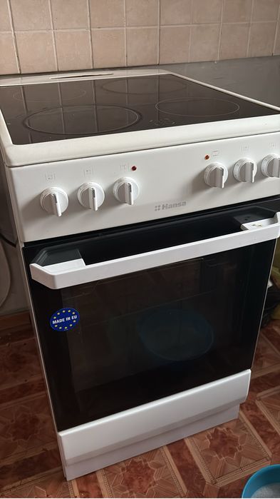 Продам Плиту Hansa
