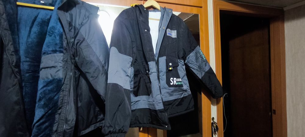 Куртки новые s 40-44