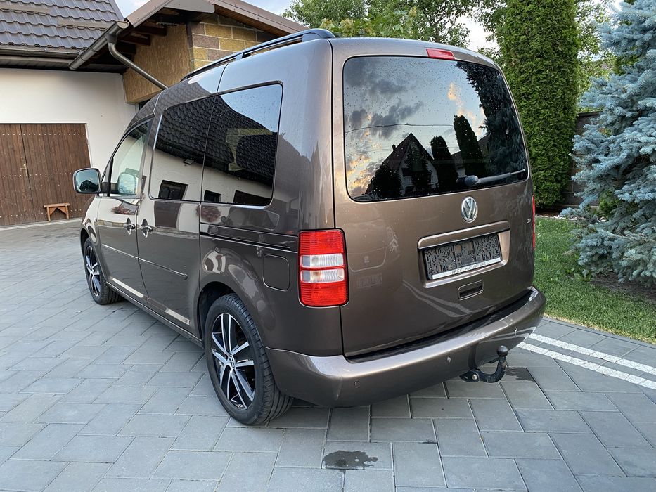 VW CADDY~LiFE-2 ,0 -Tdi~140-Cp-model-Edition 30-km reali-217 mii