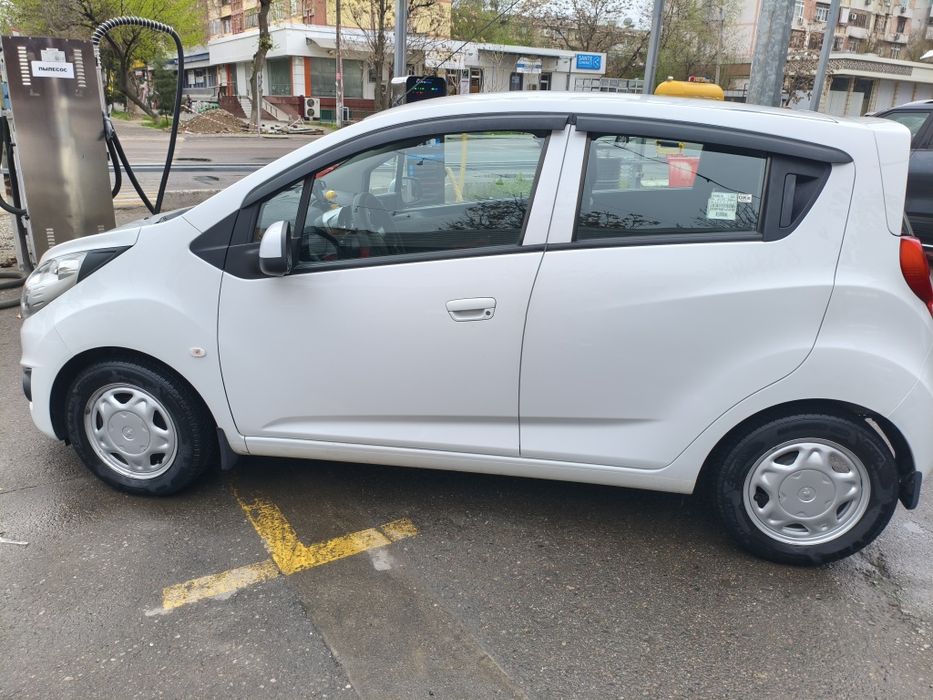 Продаю spark 2020г