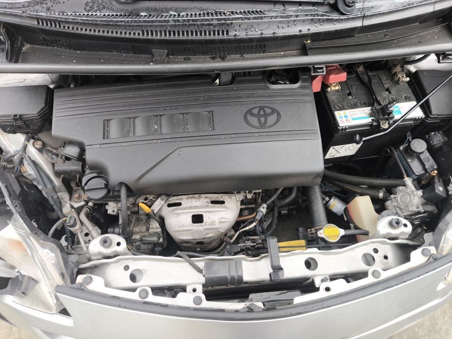 Тойота Корола Версо S 2012г.