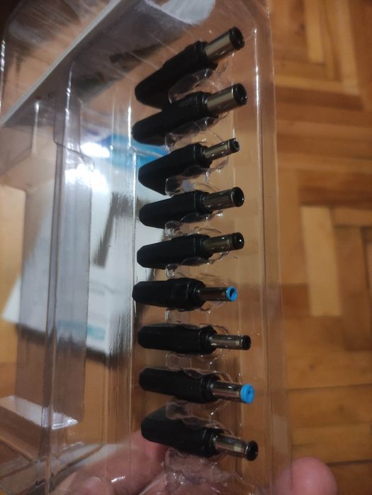 Adaptoare incarcator laptop myria