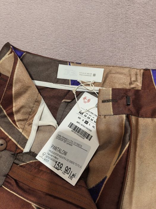 Pantaloni satinați Zara
