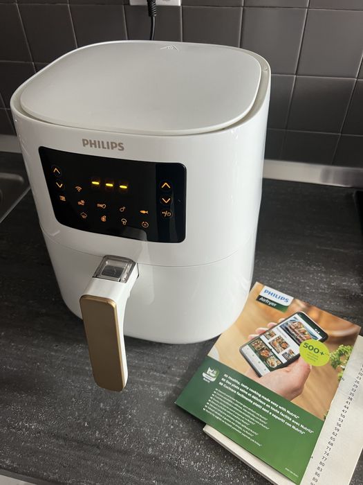 Philips Airfryer 5000 HD9255/30 – foarte puțin folosit – 199 lei