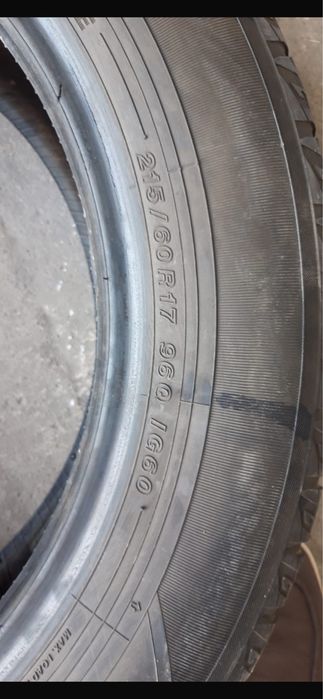 Зимни резина 215/60/17