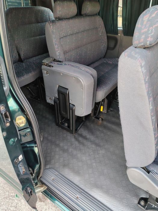 Заказ Микроавтобус 11 мест  истана mikroavtobus istana sprinter jac mi