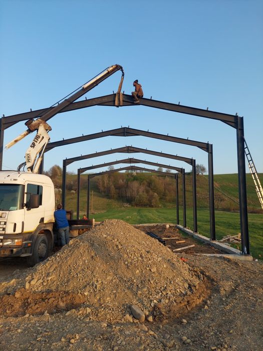Confectionam livram si montam structurii hale metalice