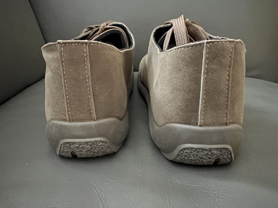 Pantofi cu bot rotund - 44