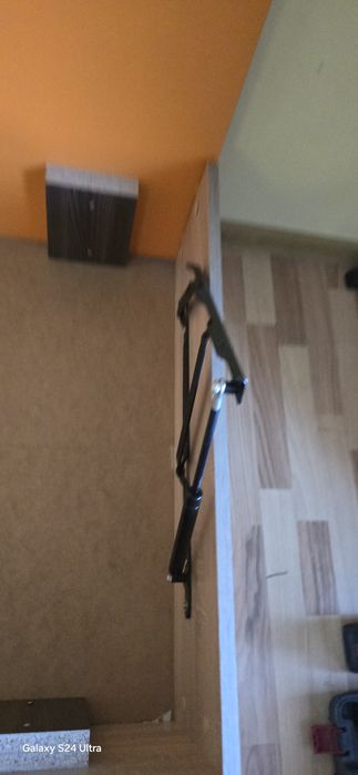 Бюро + 2бр. легла