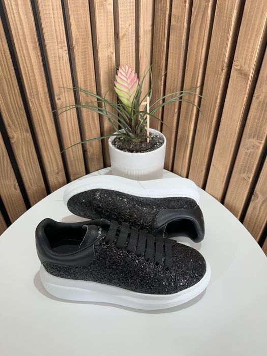 Alexander McQueen Mq Embellished/Glitter (size 40)