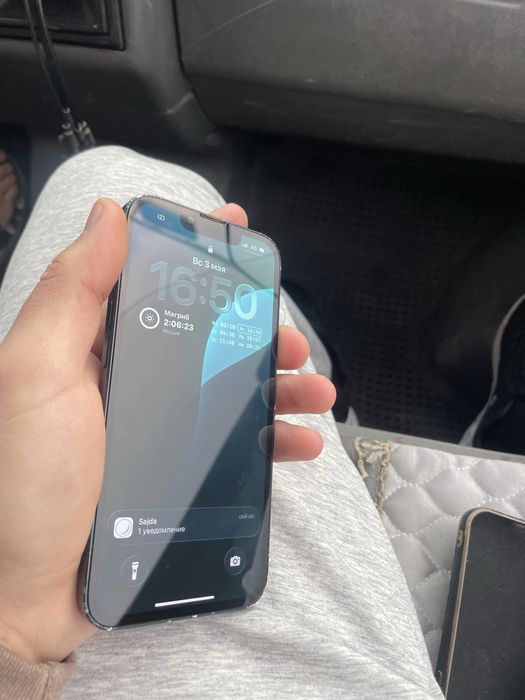 Продам iphone 13