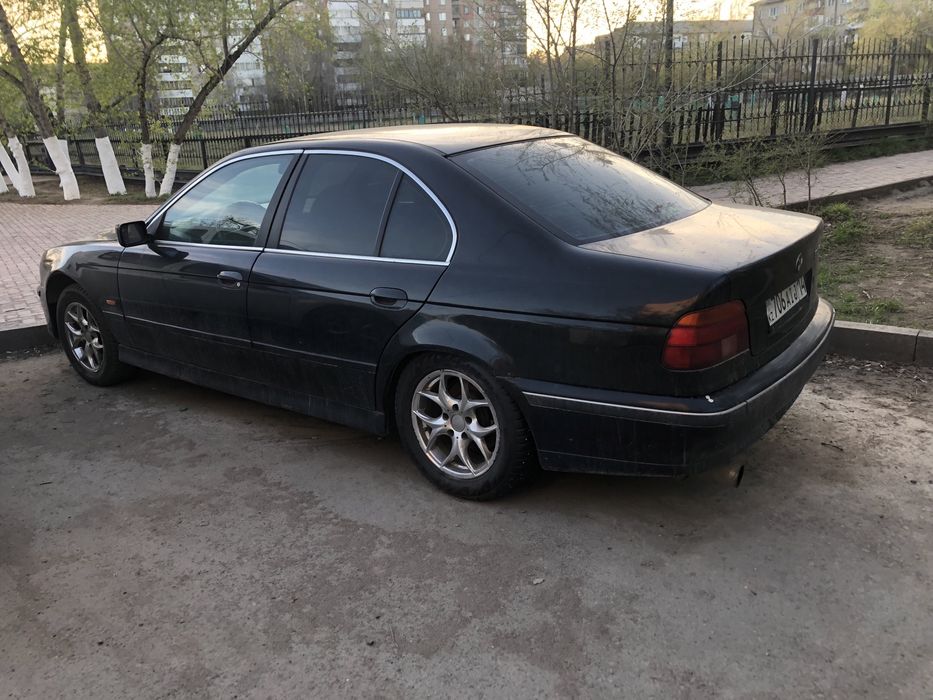 Продам е 39 . 520. 1998 г ………………………………………………………………………………………………………………..