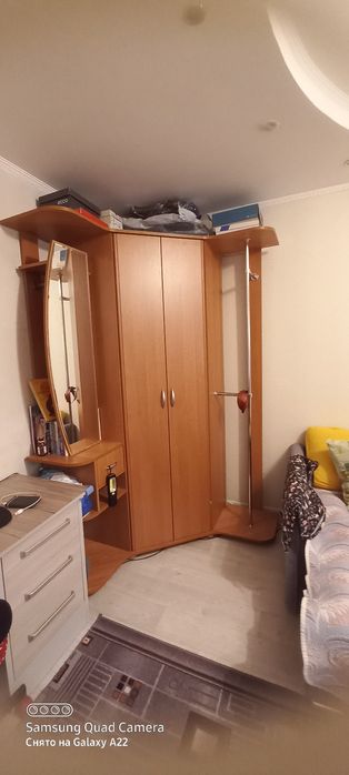 Шкаф в прихожую с зеркалом