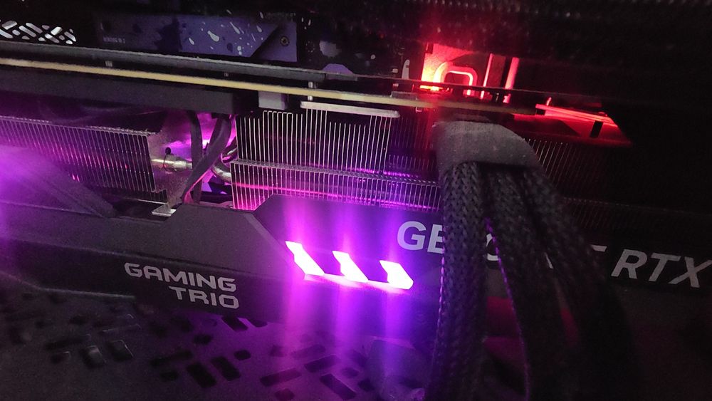 RTX 4080 MSI gaming x trio